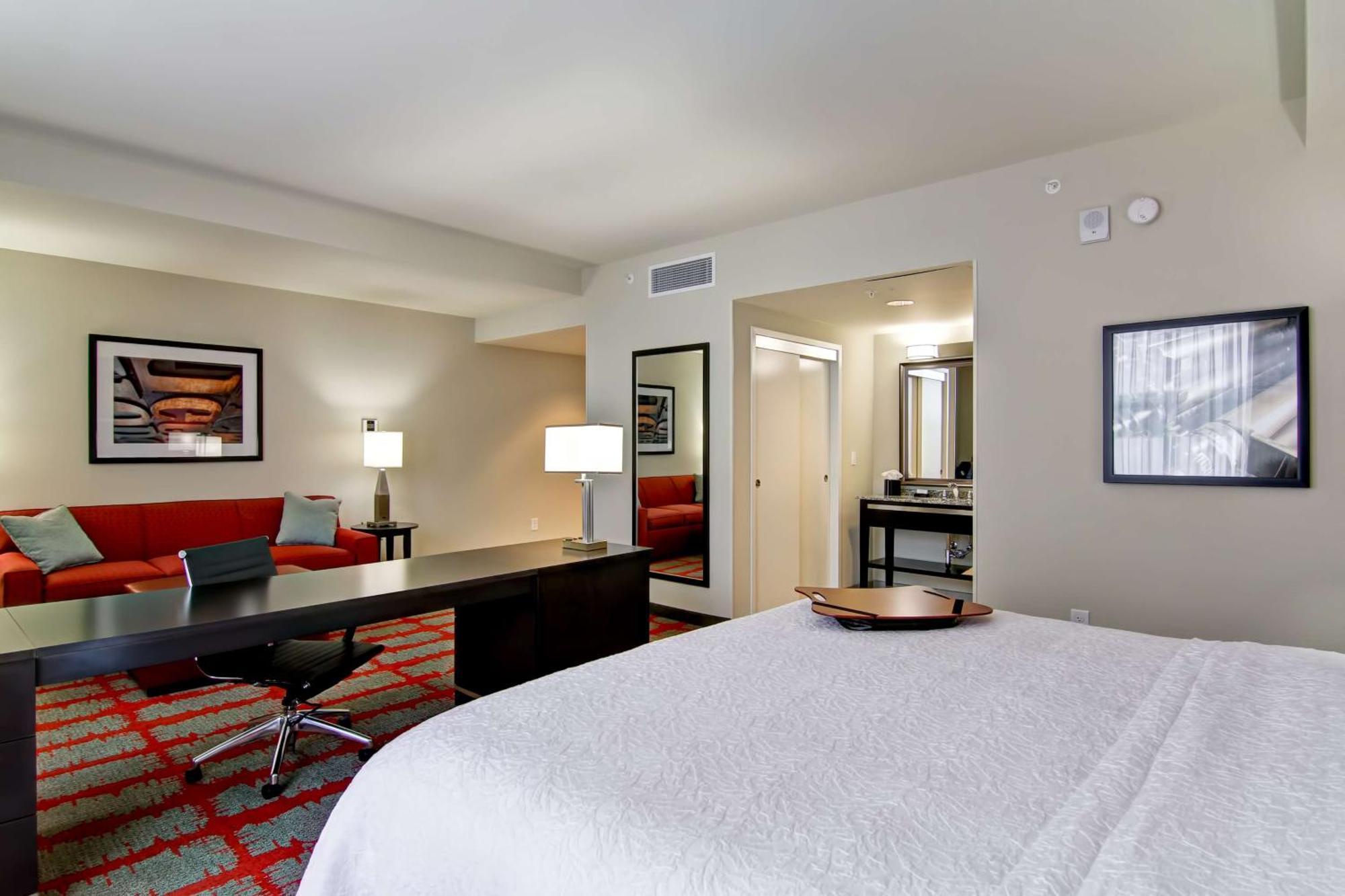 Hampton Inn And Suites Cincinnati - Downtown Eksteriør bilde